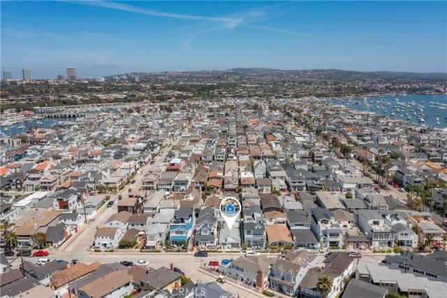 216 Collins, Newport Beach, CA 92662
