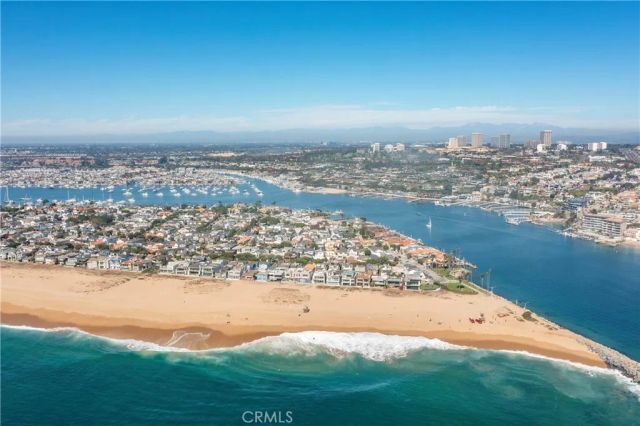 216 Collins, Newport Beach, CA 92662