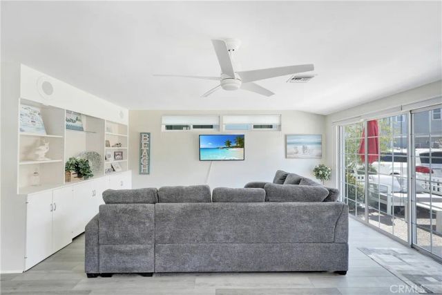 216 Collins, Newport Beach, CA 92662