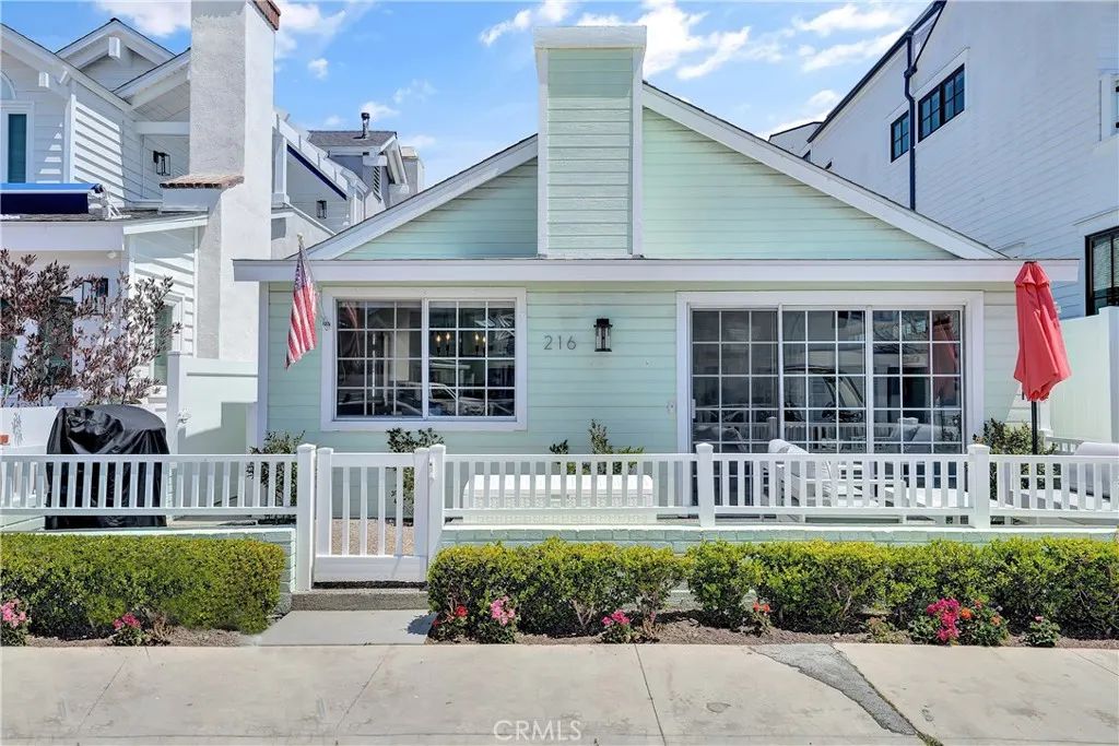 216 Collins, Newport Beach, CA 92662