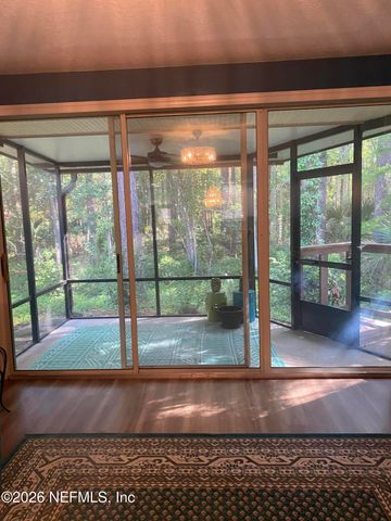 4545 MIDDLETON PARK Circle E, Jacksonville, FL 32224