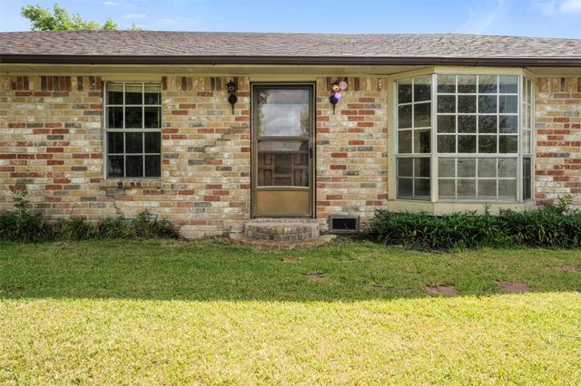 1849 Garden Road, Pearland, TX 77581