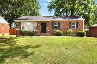 11380 Manchester Road, Kirkwood, MO 63122