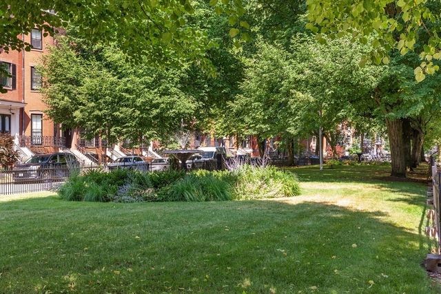 32 Union Park 3, Boston, MA 02118