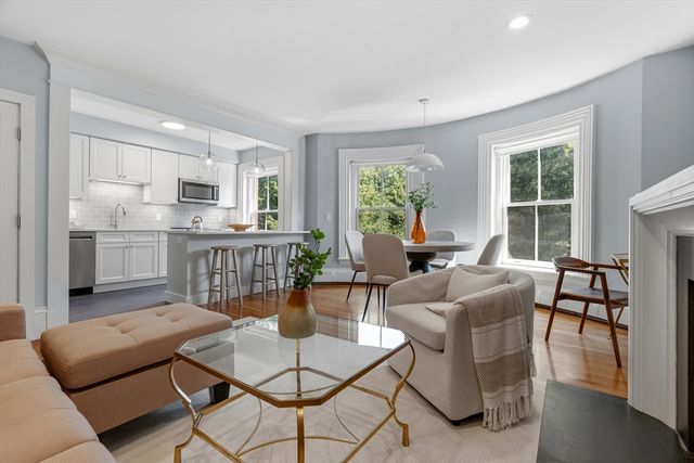 32 Union Park 3, Boston, MA 02118