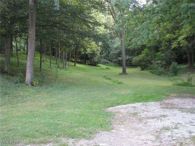 3605 State Route 83, Millersburg, OH 44654