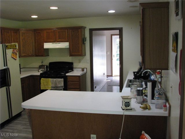 3605 State Route 83, Millersburg, OH 44654