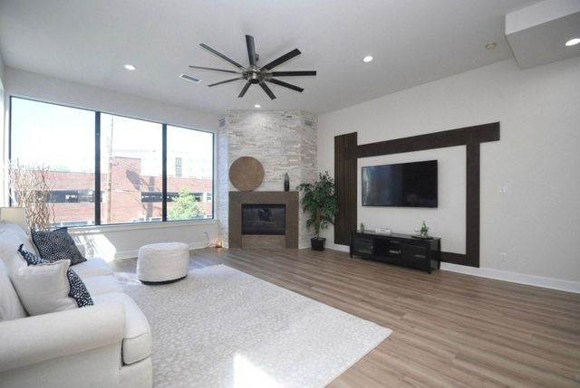 5217 Inker Street B, Houston, TX 77007