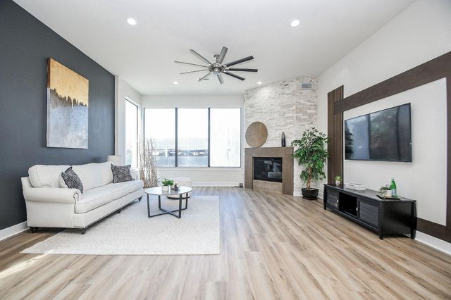 5217 Inker Street B, Houston, TX 77007