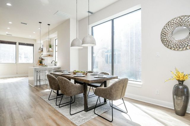 5217 Inker Street B, Houston, TX 77007