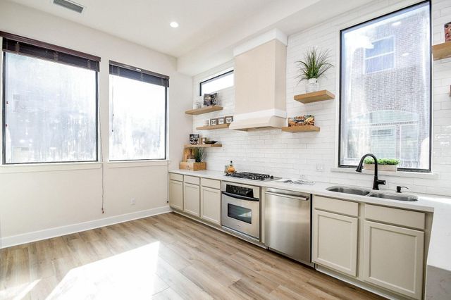 5217 Inker Street B, Houston, TX 77007