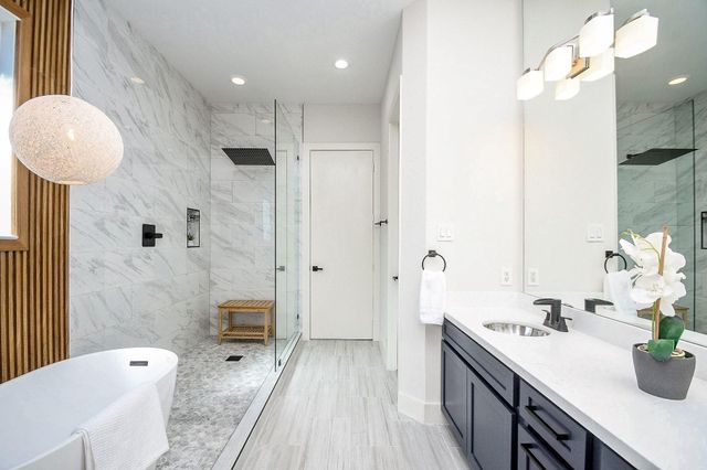 5217 Inker Street B, Houston, TX 77007