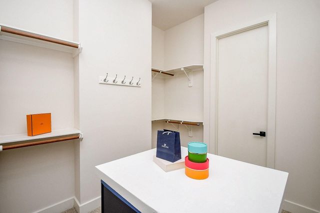 5217 Inker Street B, Houston, TX 77007