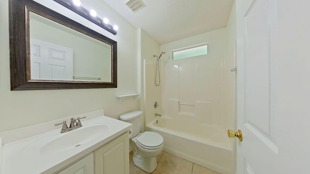 1855 Sparrow Lane, Navarre, FL 32566