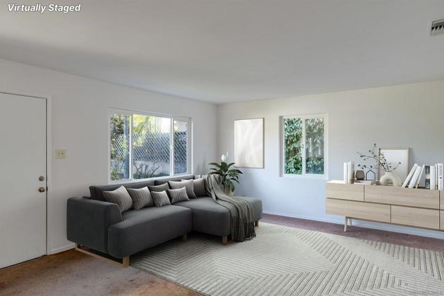 370 Tamarack Ave, Carlsbad, CA 92008