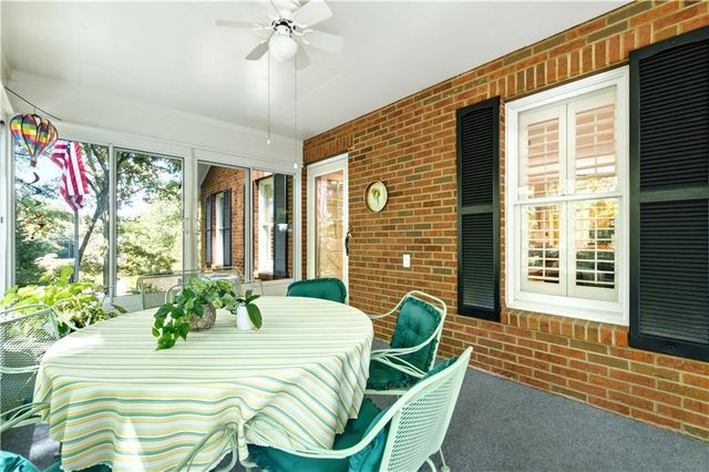 2306 E Cherokee Drive, Woodstock, GA 30188