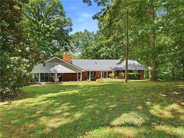 2306 E Cherokee Drive, Woodstock, GA 30188