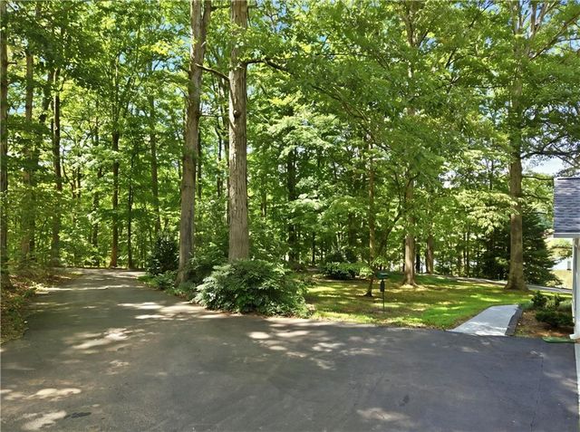 2306 E Cherokee Drive, Woodstock, GA 30188