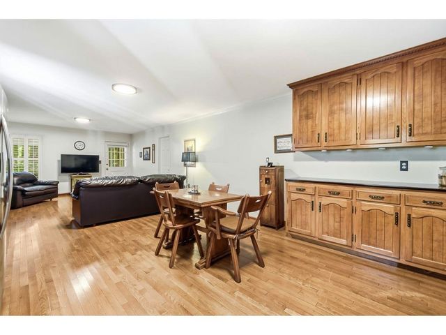 2306 E Cherokee Drive, Woodstock, GA 30188