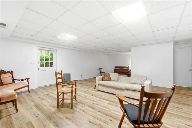 2306 E Cherokee Drive, Woodstock, GA 30188