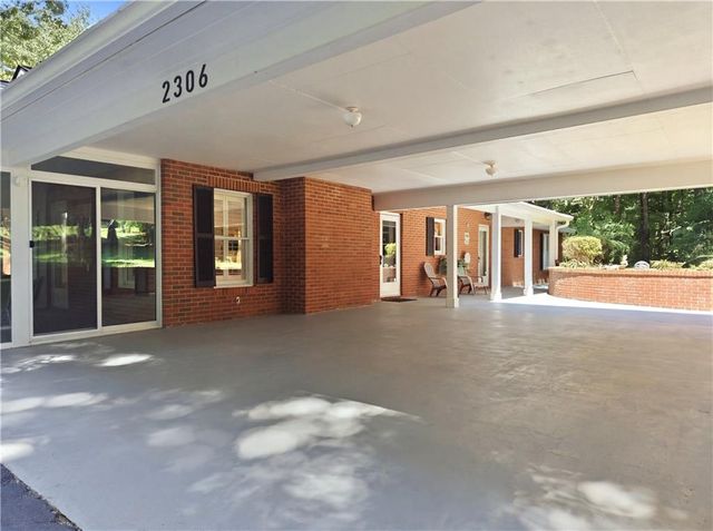 2306 E Cherokee Drive, Woodstock, GA 30188