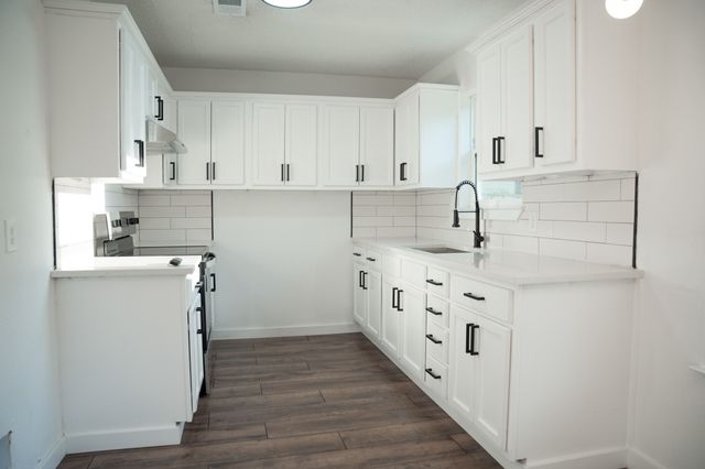 4741 Mccart Avenue, Fort Worth, TX 76115