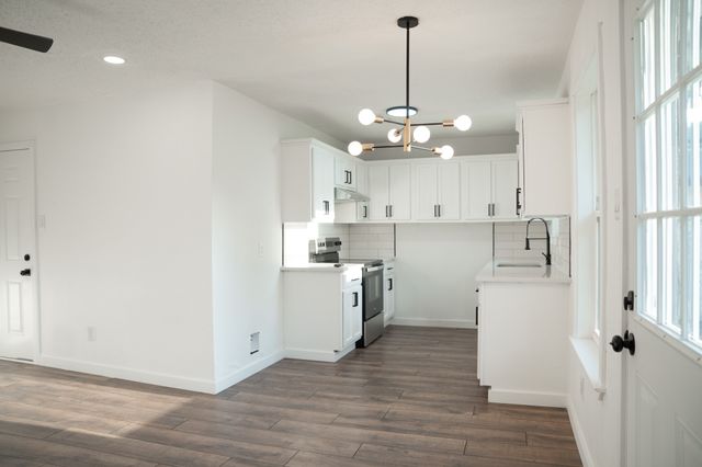 4741 Mccart Avenue, Fort Worth, TX 76115