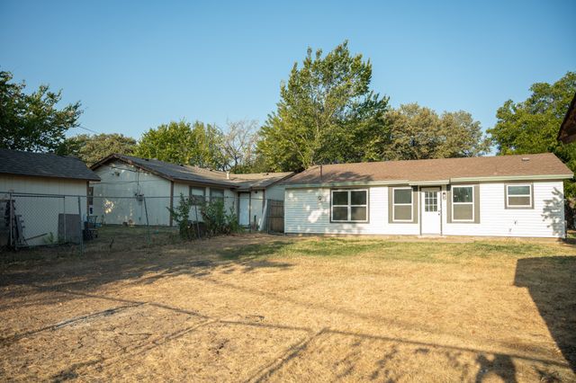 4741 Mccart Avenue, Fort Worth, TX 76115