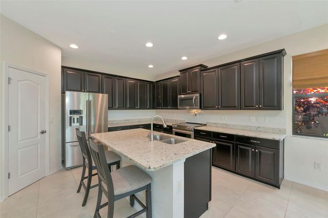 5587 FOXTAIL PALM LANE, Sarasota, FL 34233