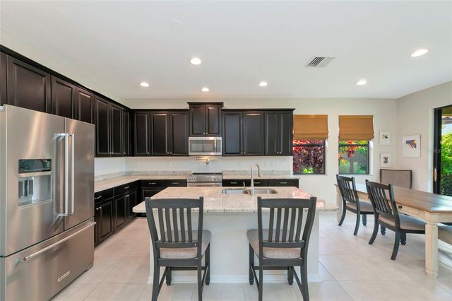 5587 FOXTAIL PALM LANE, Sarasota, FL 34233