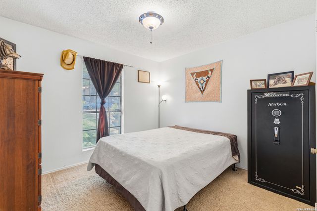 5106 TREE TOP ST, San Antonio, TX 78250
