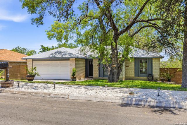 5106 TREE TOP ST, San Antonio, TX 78250