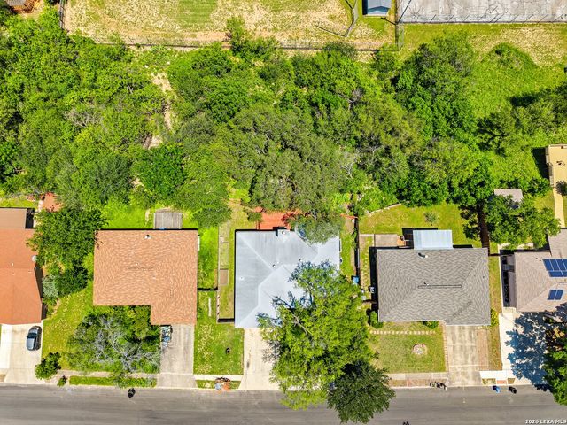 5106 TREE TOP ST, San Antonio, TX 78250