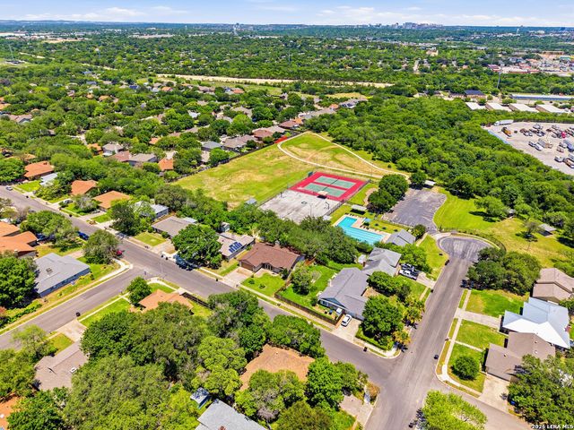 5106 TREE TOP ST, San Antonio, TX 78250