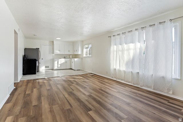 291 E GARDEN AVE, South Salt Lake, UT 84115