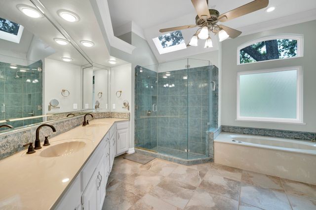 6105 Waterview Drive, Arlington, TX 76016