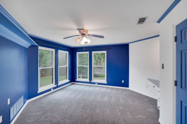 6105 Waterview Drive, Arlington, TX 76016