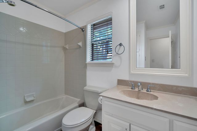 6105 Waterview Drive, Arlington, TX 76016