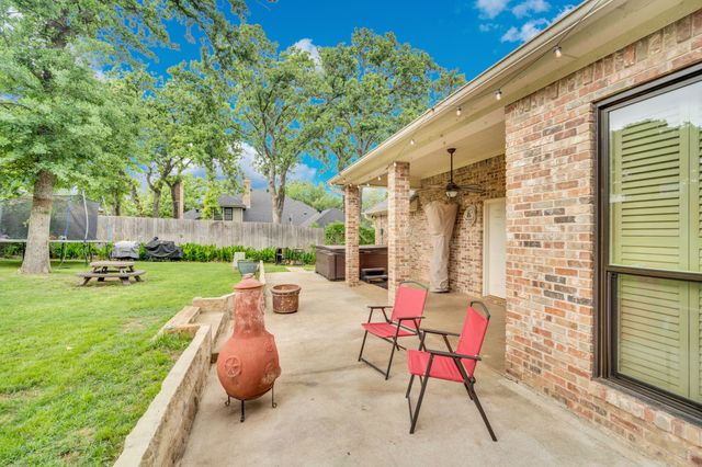 6105 Waterview Drive, Arlington, TX 76016