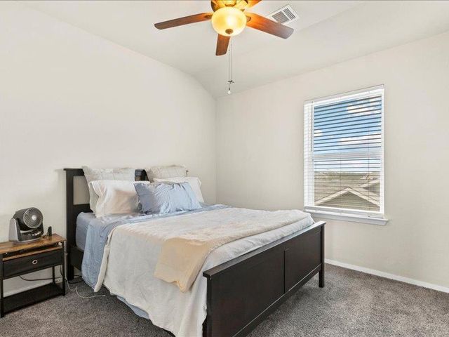 204 Lake Placid RUN, Elgin, TX 78621