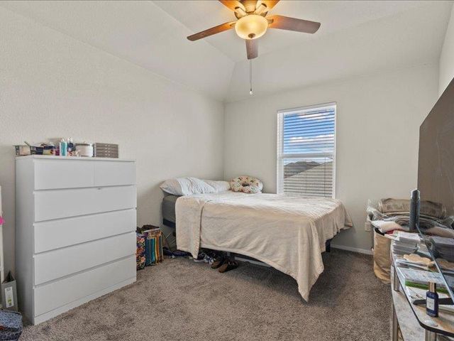 204 Lake Placid RUN, Elgin, TX 78621