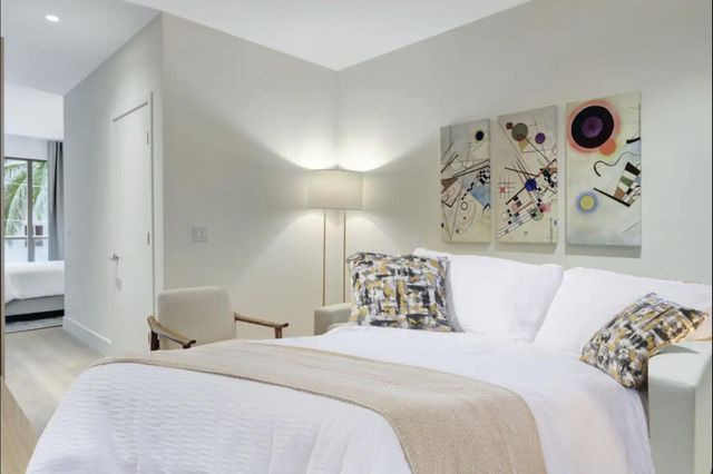 229 SW 9th Street 201, Miami, FL 33130