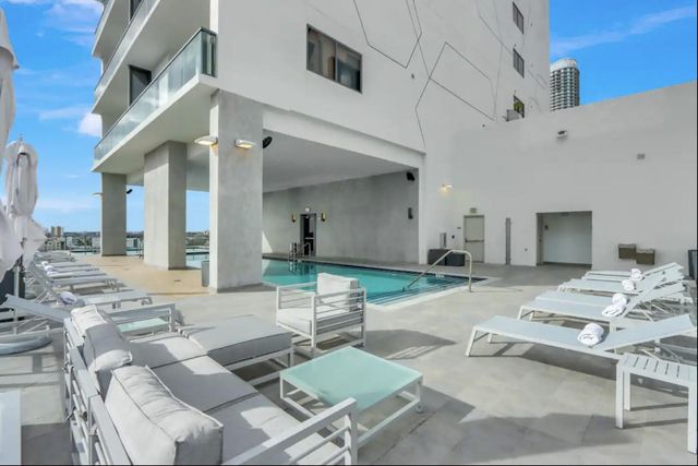 229 SW 9th Street 201, Miami, FL 33130