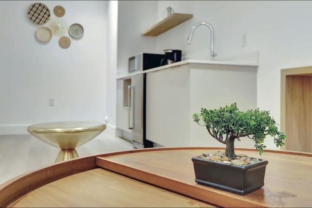 229 SW 9th Street 201, Miami, FL 33130