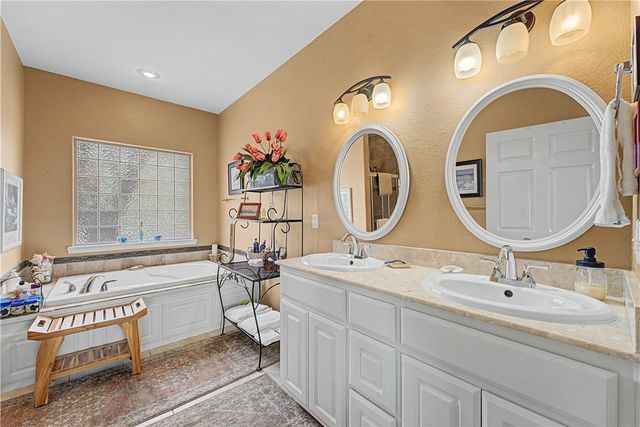 29 Eddleston Drive, Bella Vista, AR 72715