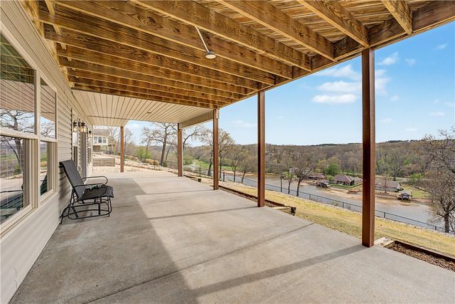 29 Eddleston Drive, Bella Vista, AR 72715