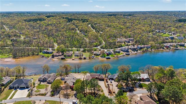 29 Eddleston Drive, Bella Vista, AR 72715
