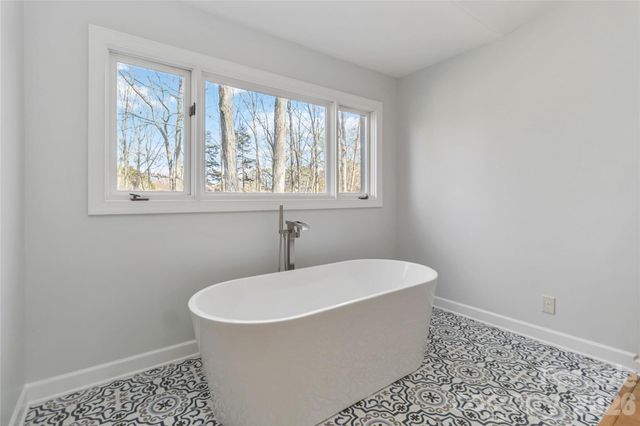 4418 Horseshoe Bend, Matthews, NC 28104