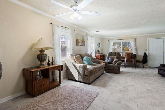 3061 Kroy Way, Sacramento, CA 95820