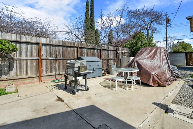 3061 Kroy Way, Sacramento, CA 95820